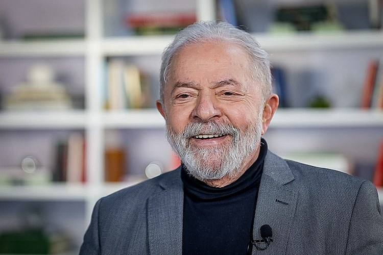 Pesquisa Ipespe mostra que Lula aumentou vantagem sobre Bolsonaro