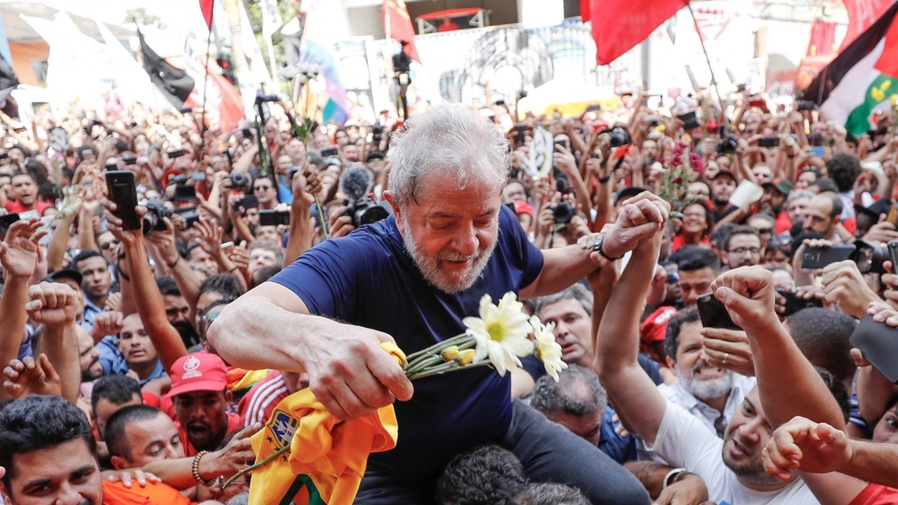 Ipespe: Lula 44%, Bolsonaro 24%, Moro 8%