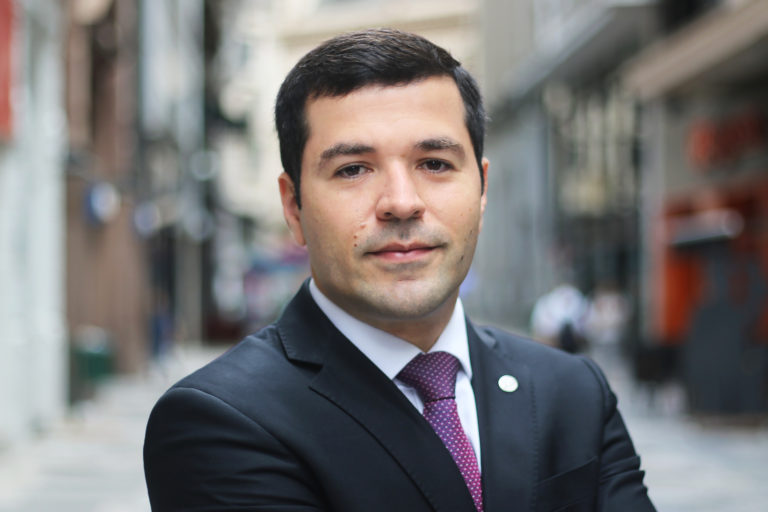 Rafael Lara lidera eleição da  OAB-GO