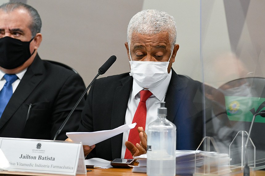 CPI deve propor que Bolsonaro seja indiciado por “charlatanismo”