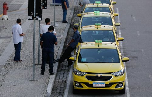 Prefeituras tem até 31/07 para informar número de taxistas cadastrados