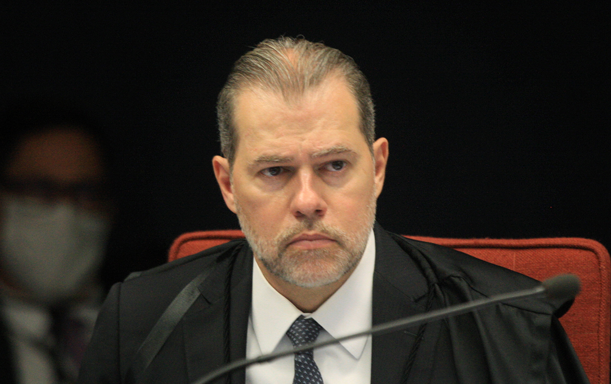 Dias Tofolli dá 5 dias para Bolsonaro, PGR e AGU explicarem possibilidade de convocação da PM por Forças Armada