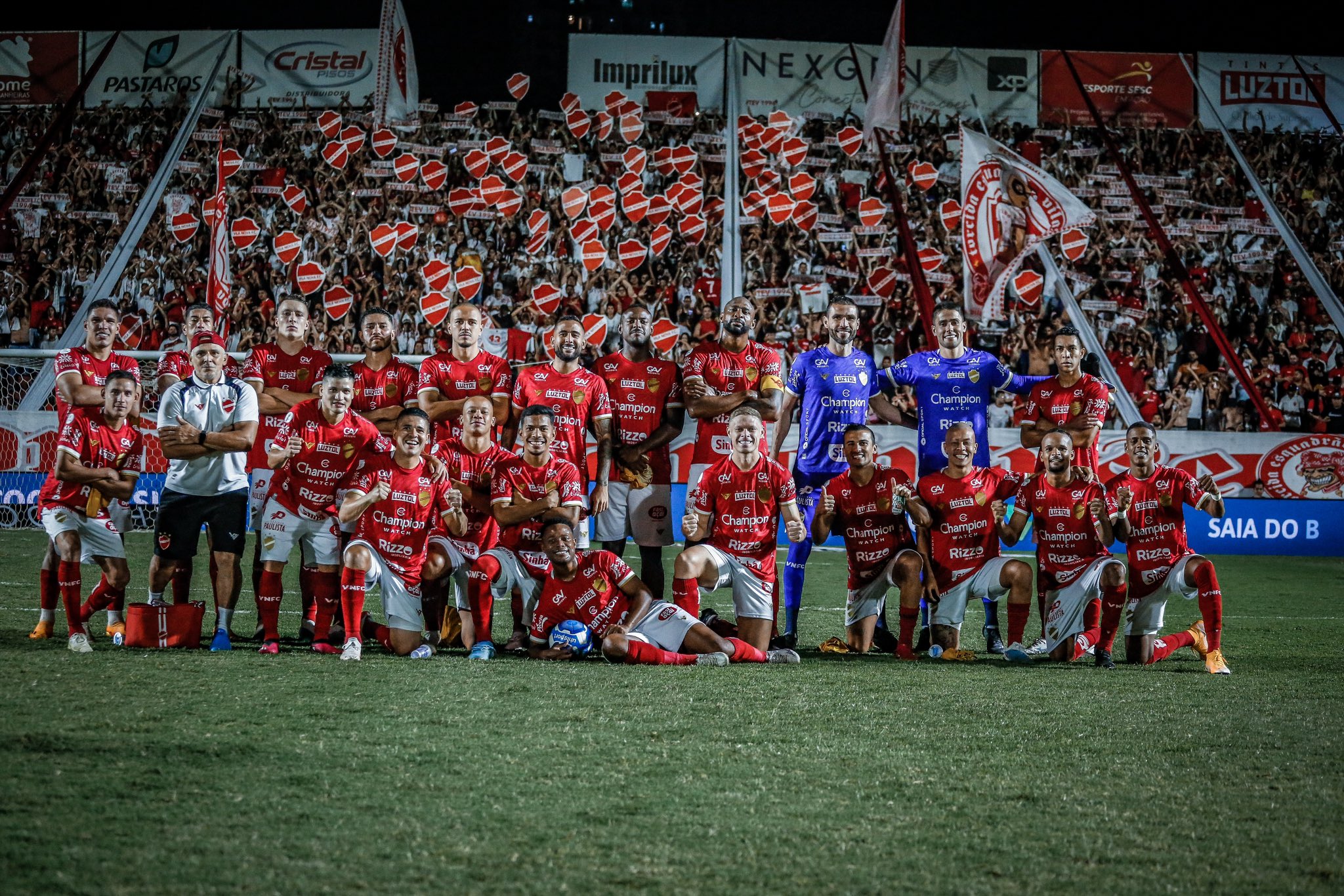 Imagem destacada do post: Vila Nova derrota o Vitória e lidera a B