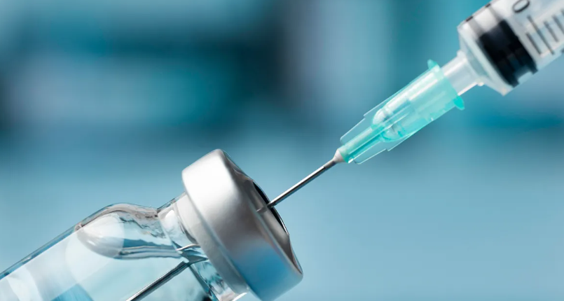 Imagem destacada do post: Medicamento injetável aprovado pela Anvisa reduz em média 52% do colesterol LDL, prevê USP