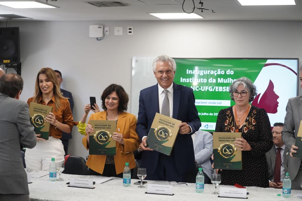 Imagem destacada do post: Nísia destaca trabalho feito por Goiás na área de Saúde