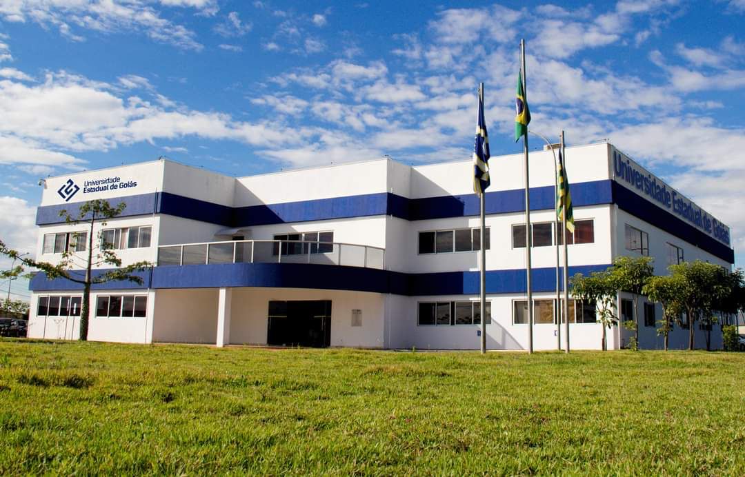 Imagem destacada do post: UEG abre período de inscrição para vestibular de cursos EaD