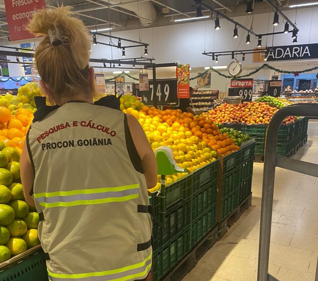 Imagem destacada do post: Procon Goiânia aponta variação de até 404% no preço de produtos hortifrúti em novembro
