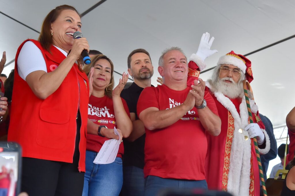 Imagem destacada do post: Vilmar Mariano e Gracinha Caiado entregam mais de 20 mil brinquedos no Natal do Bem em Aparecida de Goiânia