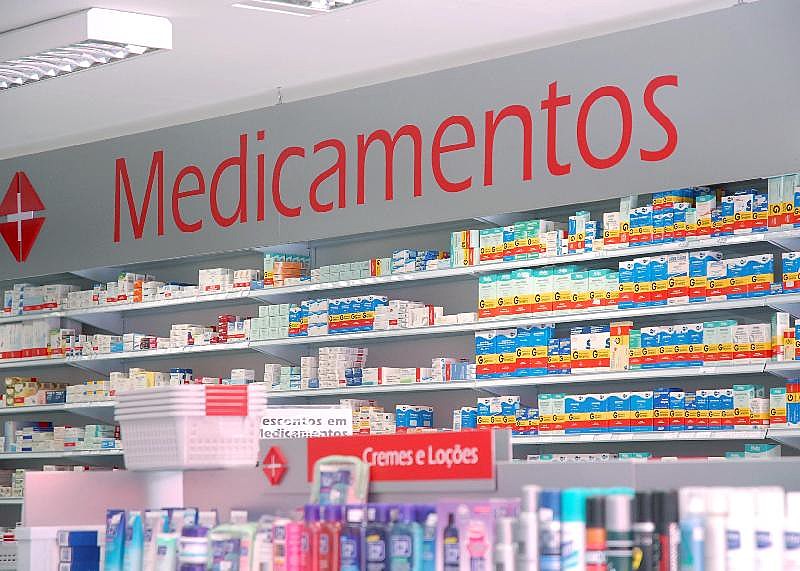 Imagem destacada do post: Inflação sobe em abril pressionada por alimentose e remédios, mas cai a taxa acumulada em 12 meses