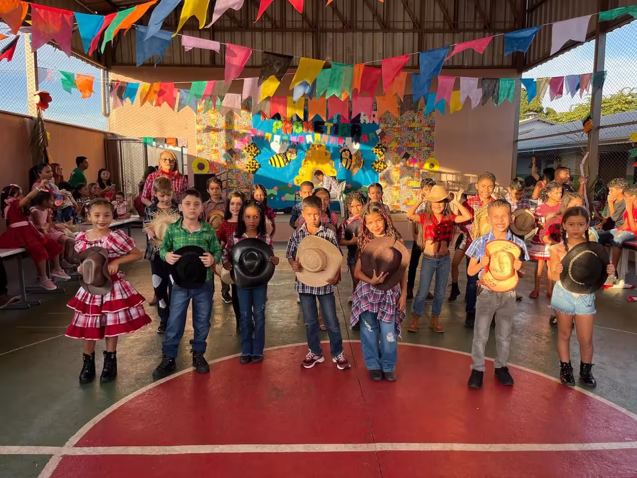 Imagem destacada do post: Festas Juninas animam crianças e comunidade escolar de Aparecida de Goiânia