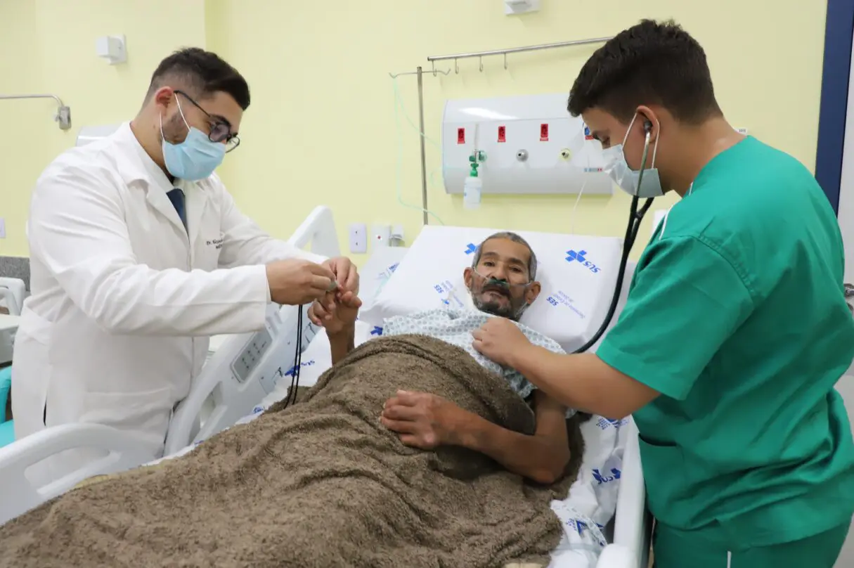 Imagem destacada do post: Hospital Estadual de Águas Lindas recebe primeiro paciente