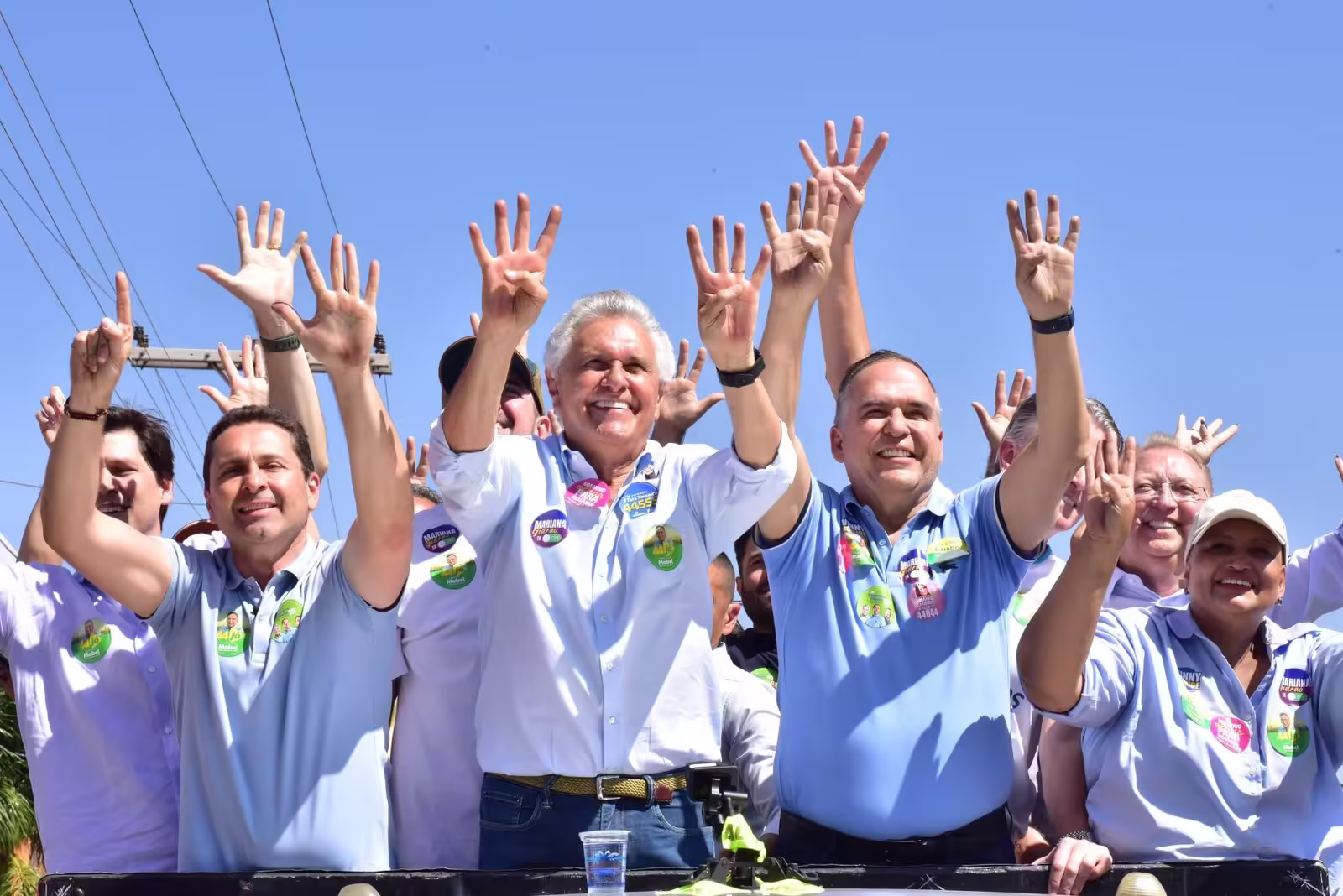 Imagem destacada do post: Leandro inicia campanha em Aparecida ao lado de Caiado, Daniel, Gustavo e Mabel
