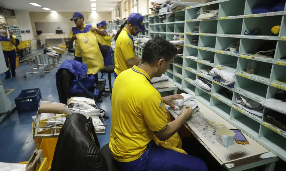 Imagem destacada do post: Correios divulga resultado de concurso nesta sexta-feira (17)