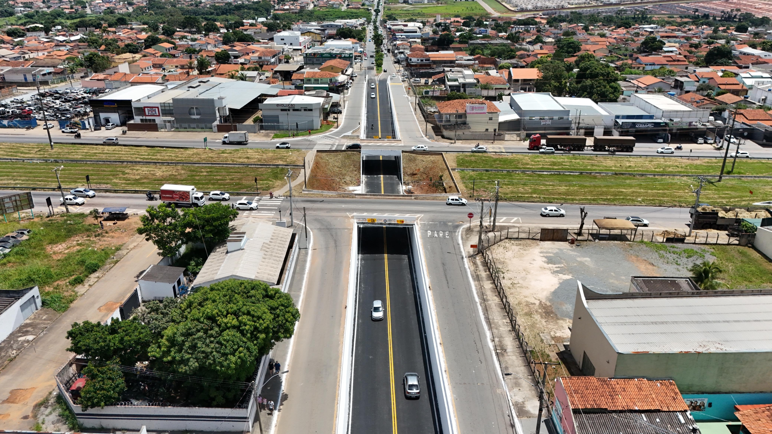 Imagem destacada do post: Prefeitura conclui obra no Viaduto do Papillon Park