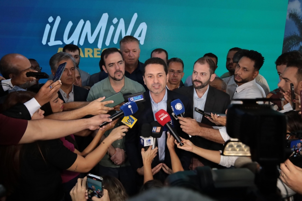 Imagem destacada do post: Vilela assina PPP para modernizar a iluminação pública de Aparecida