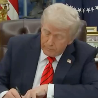 Imagem destacada do post: Trump aumenta em 25% as tarifas do aço e do alumínio