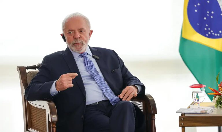 Imagem destacada do post: Ipespe: Brasileiros apoiam Lula e criticam atuação do Congresso Nacional