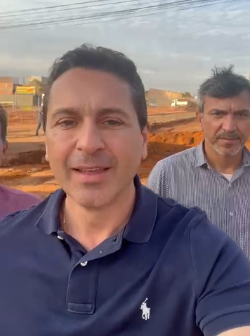 Imagem destacada do post: Vilela visita obras de eixo viário no Buriti Sereno