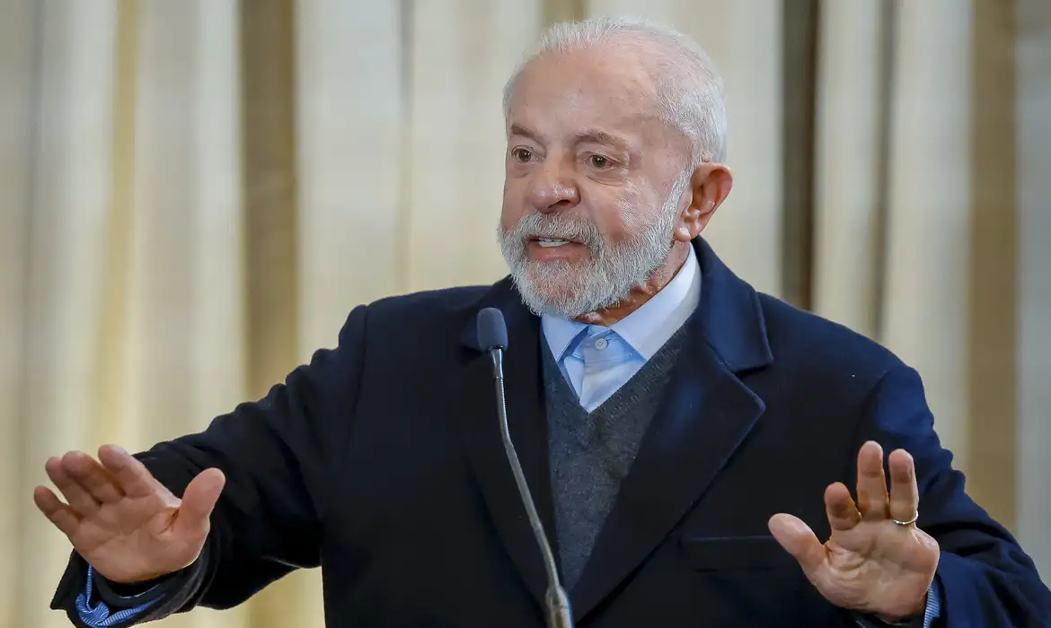 Imagem destacada do post: Nenhum aposentado terá prejuízo, diz Lula