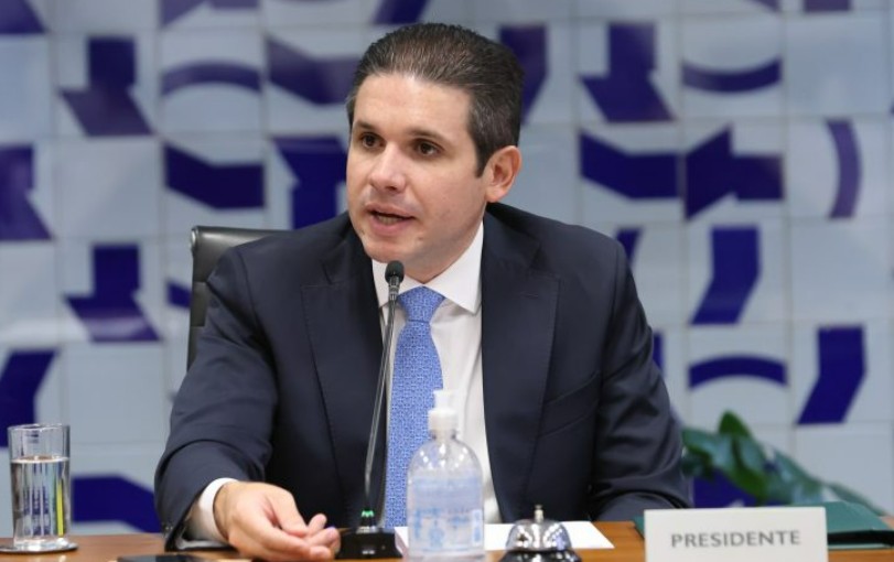 Imagem destacada do post: Motta garante: isenção do IR para quem ganha até R$ 5 mil será aprovada