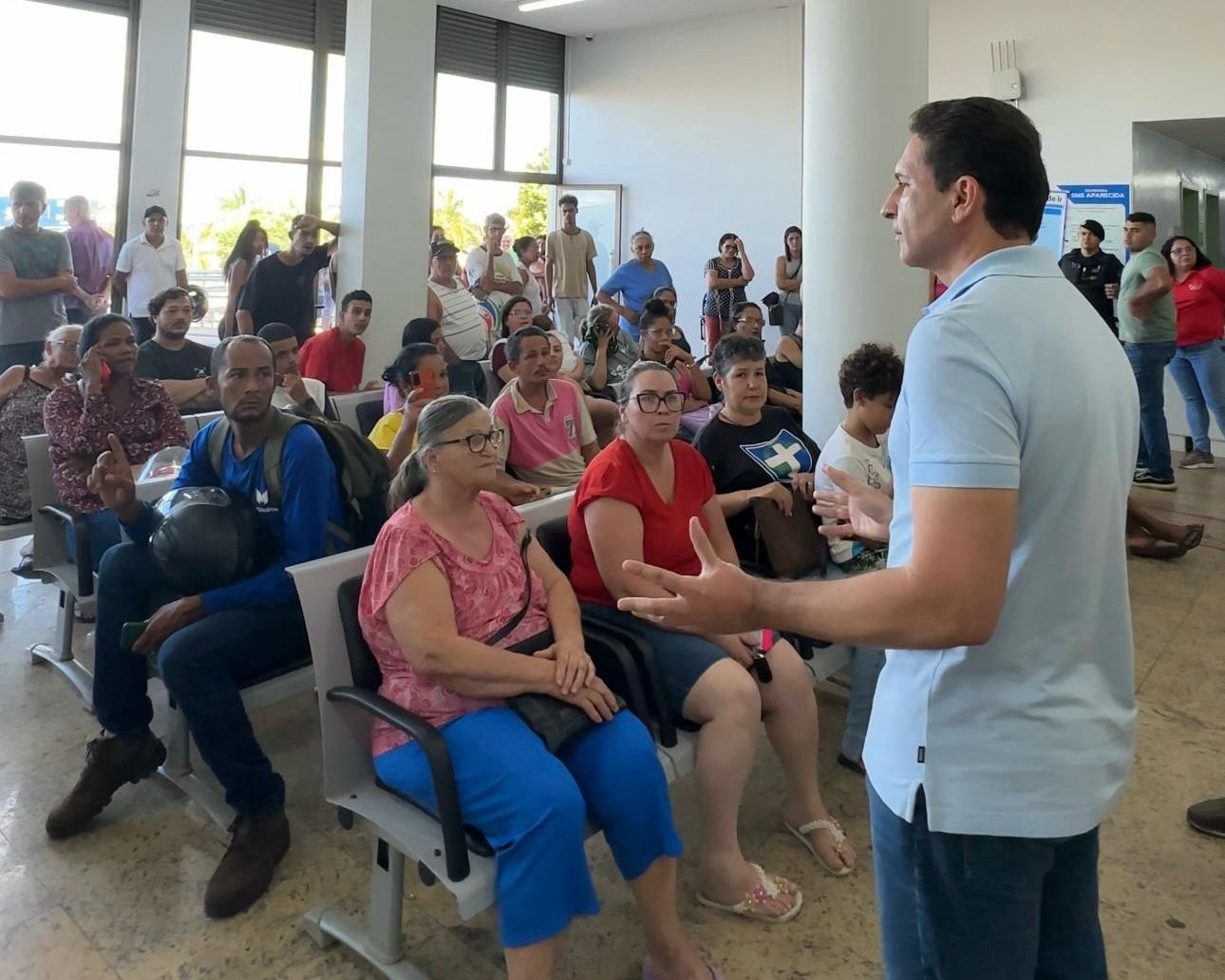 Imagem destacada do post: Prefeito Vilela visita a UPA do Buriti Sereno
