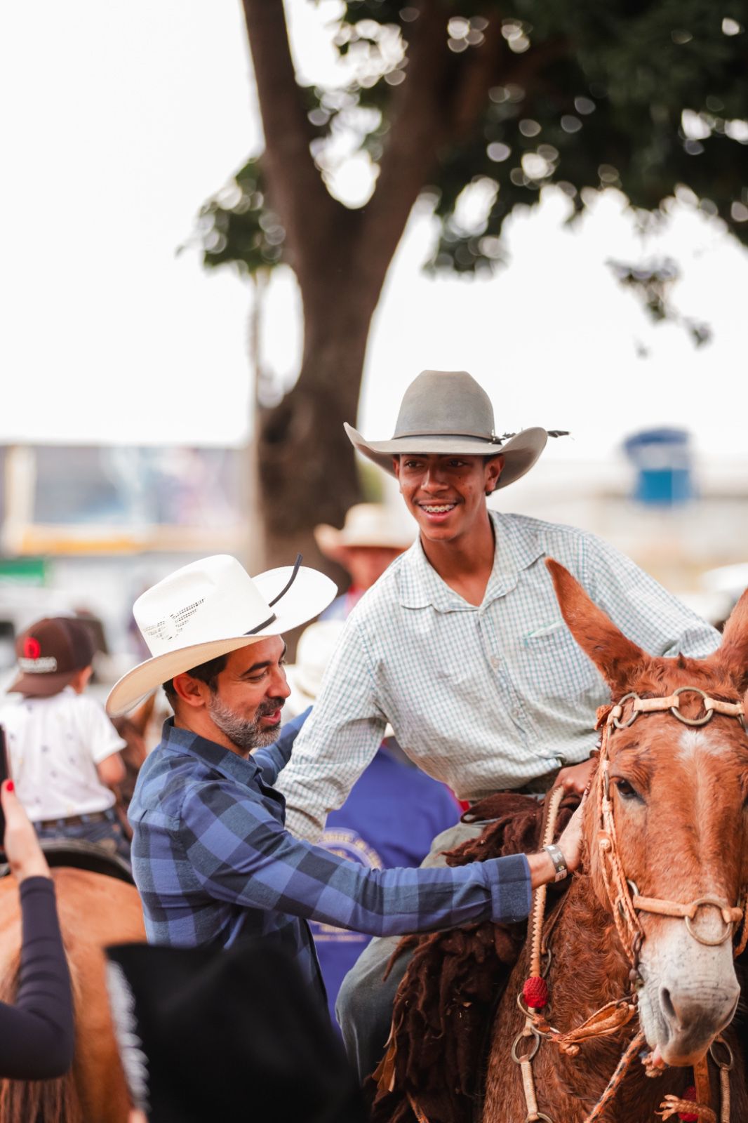 Imagem destacada do post: Cavalgada celebra os 36 anos de Senador Canedo