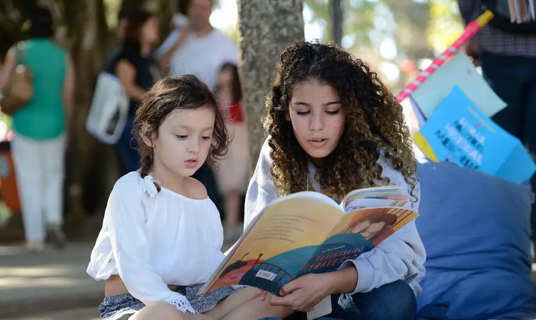Imagem destacada do post: MEC e Cultura lançam prêmio de incentivo à leitura e à escrita
