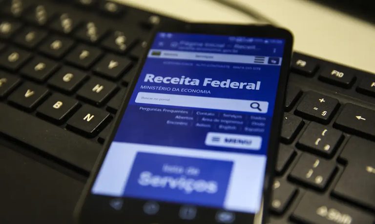 Imagem destacada do post: Deixou de fazer a declaração do IR? Saiba o que fazer