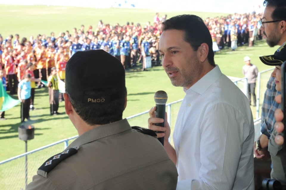 Imagem destacada do post: Vilela participa da abertura dos Jogos Internos do Colégio Militar Nader Alves