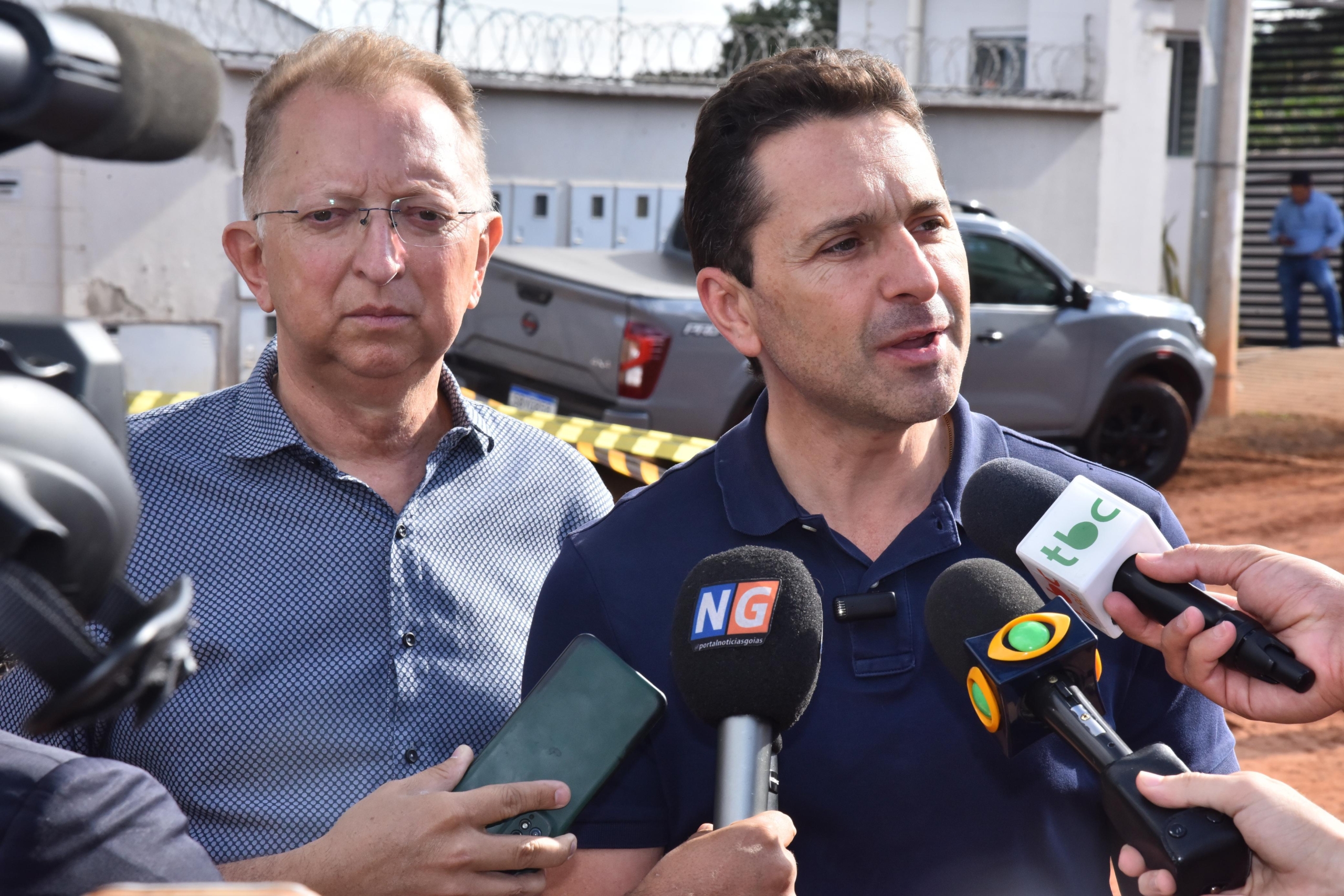 Imagem destacada do post: Vilela vistoria obras de drenagem e CMEI na Chácara São Pedro