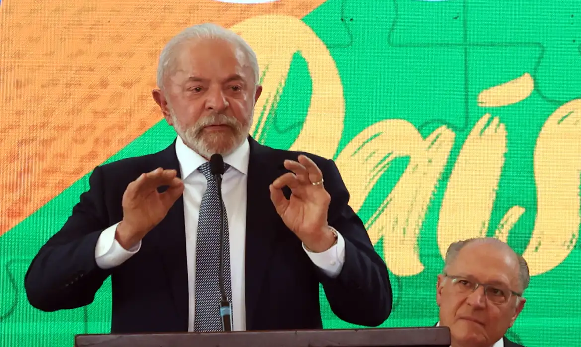 Imagem destacada do post: Deputados aprovam MP de Lula que amplia isenção da conta de luz