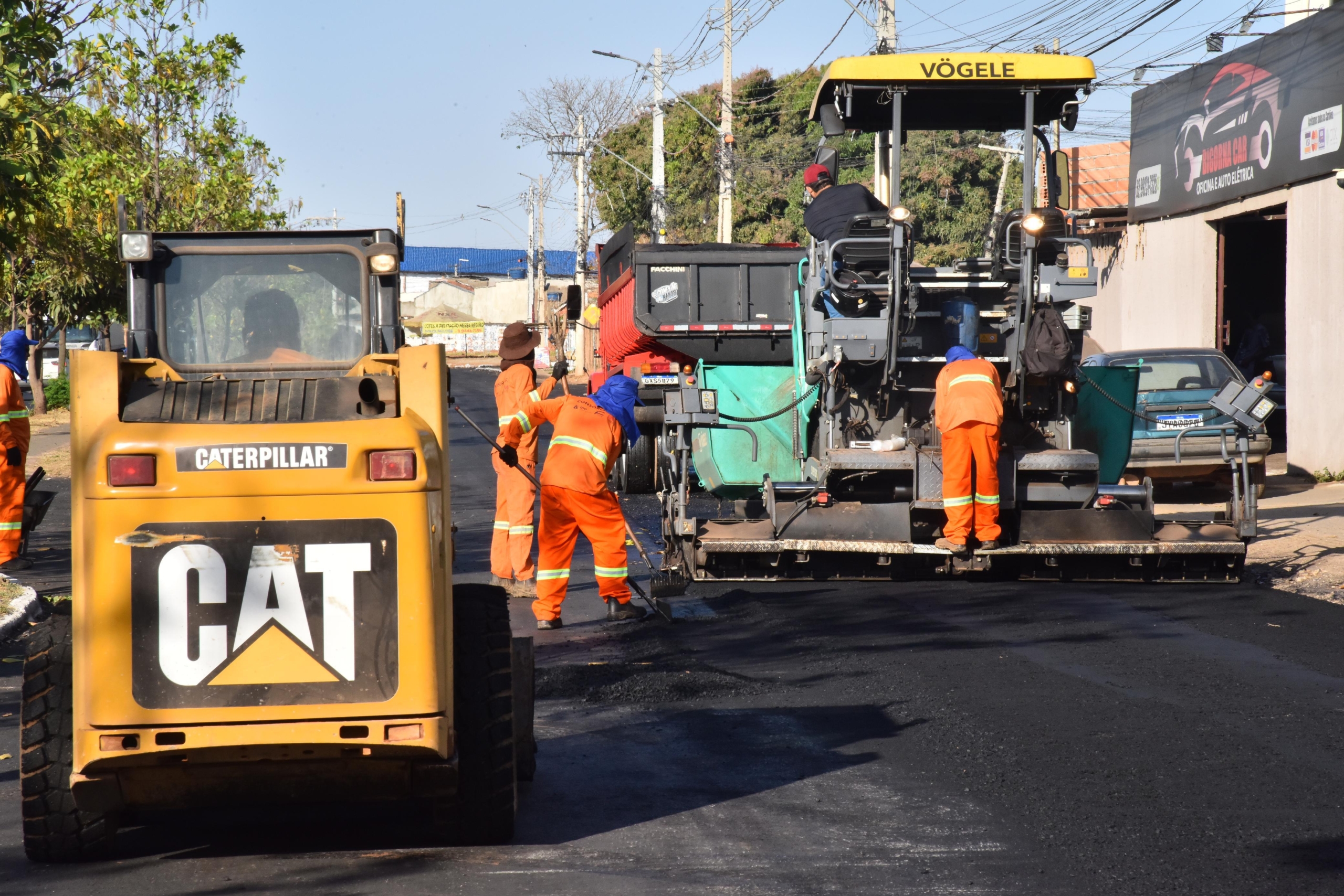 Imagem destacada do post: Obras de recapeamento entram na 4ª semana