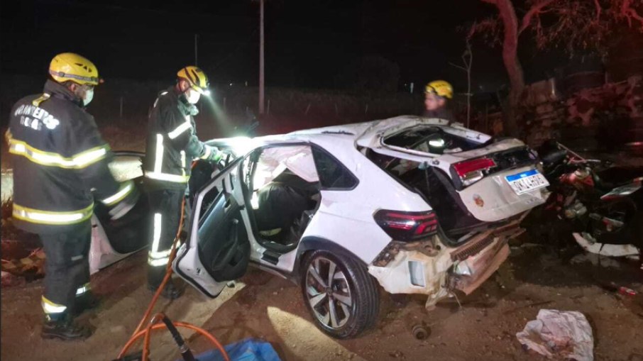 Imagem destacada do post: Acidente na BR-153 em Campionorte deixa 7 mortos