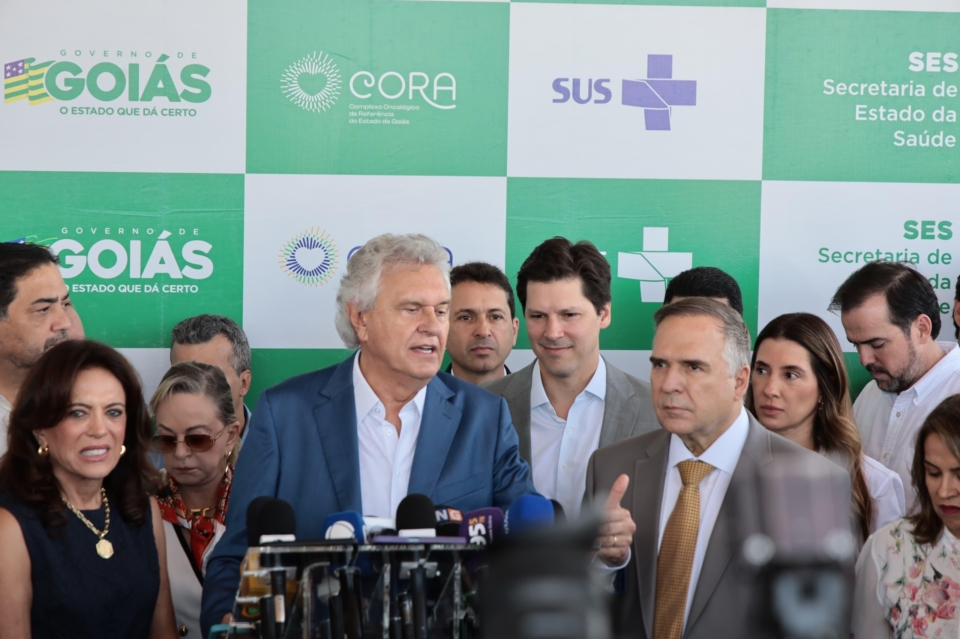 Imagem destacada do post: Vilela elogia Caiado pelos equipamentos do Hospital Cora