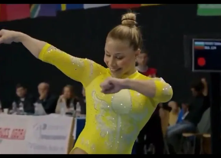 Imagem destacada do post: Flávia Saraiva é ouro na Ginástica Artística