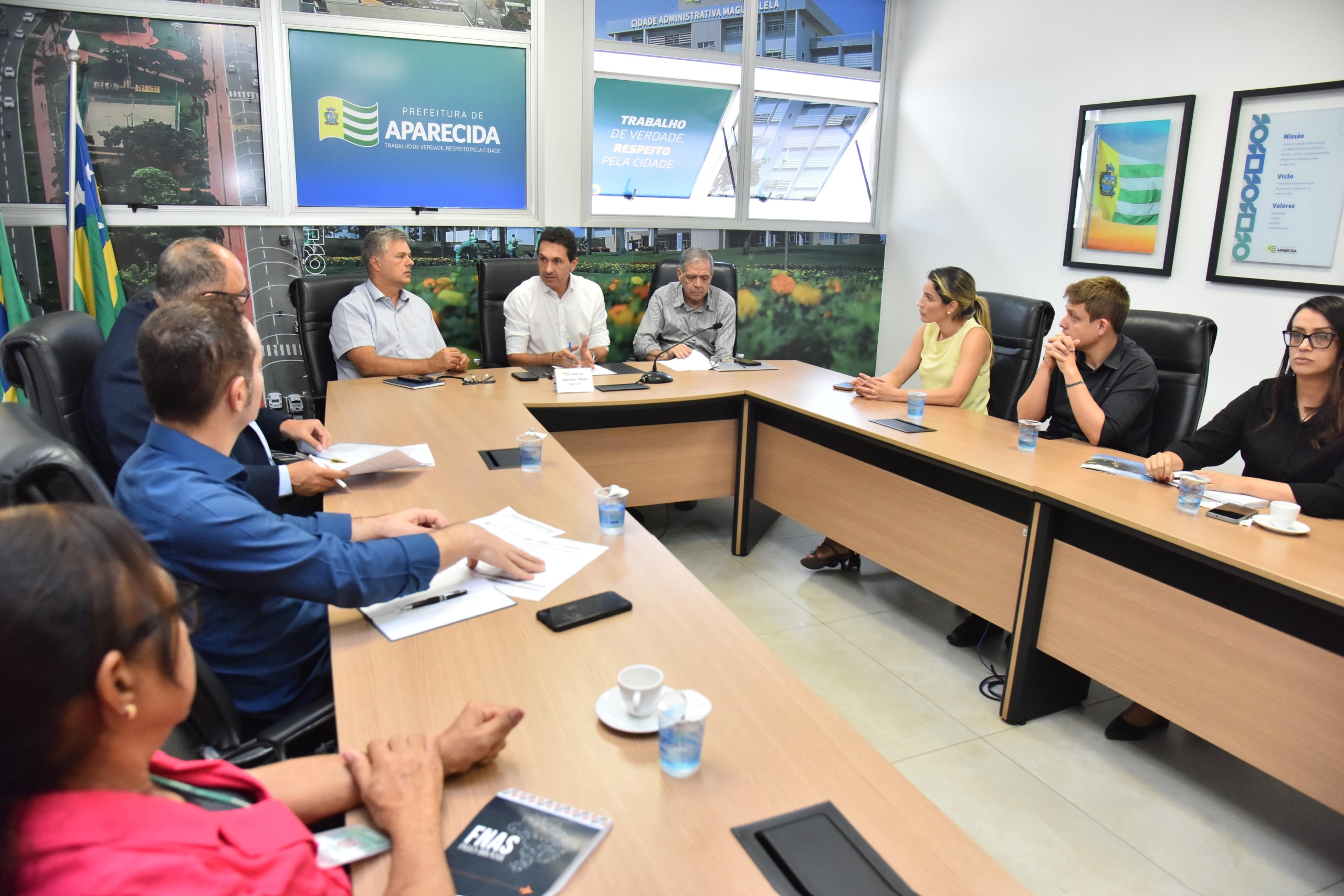 Imagem destacada do post: Prefeitura de Goiânia e Adial fazem parceria para gerar empregos
