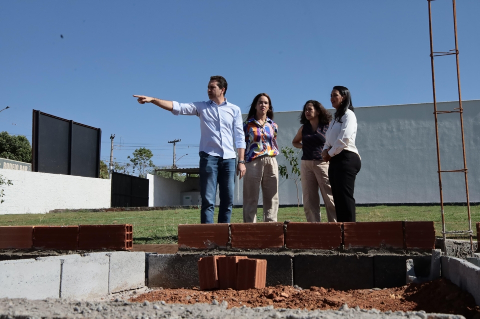 Imagem destacada do post: Vilela inicia construção do Centro de Acolhimento e Tratamento Animal