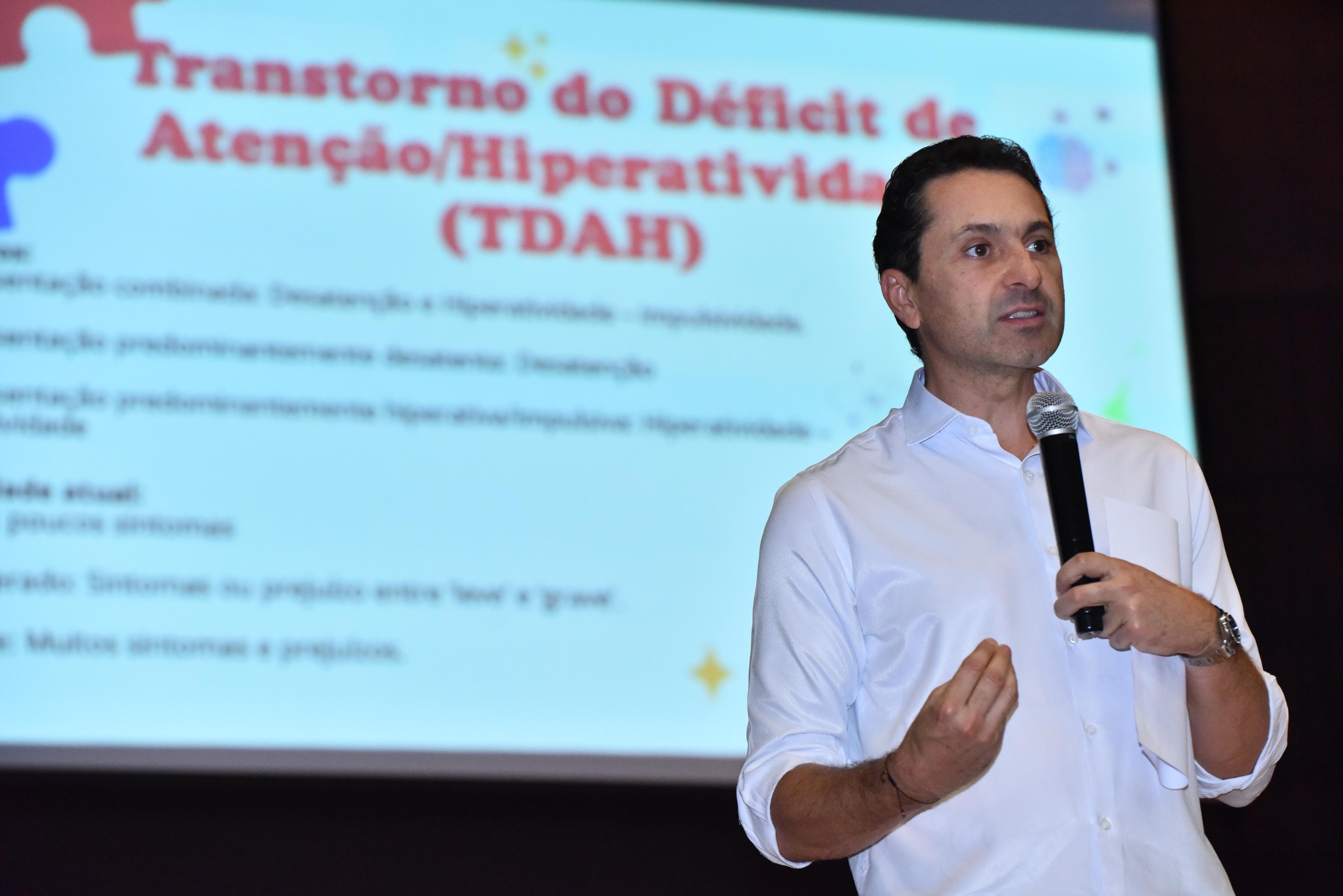 Imagem destacada do post: Vilela investe na capacitação de professores
