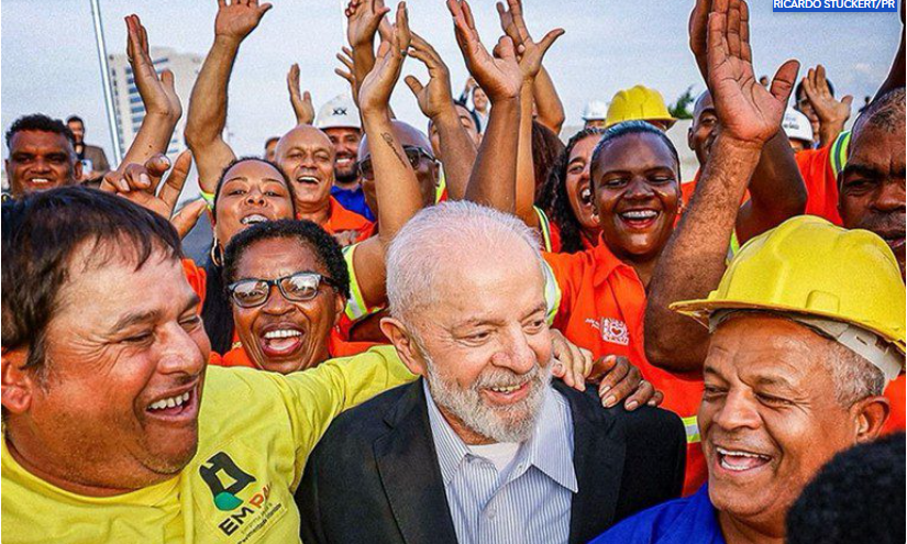 Imagem destacada do post: Câmara aprova projeto de Lula que isenta do IR quem ganha até 5 mil