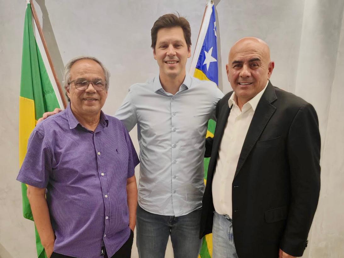 Imagem destacada do post: Paulo Cezar elogia e Daniel Vilela e sinaliza apoio