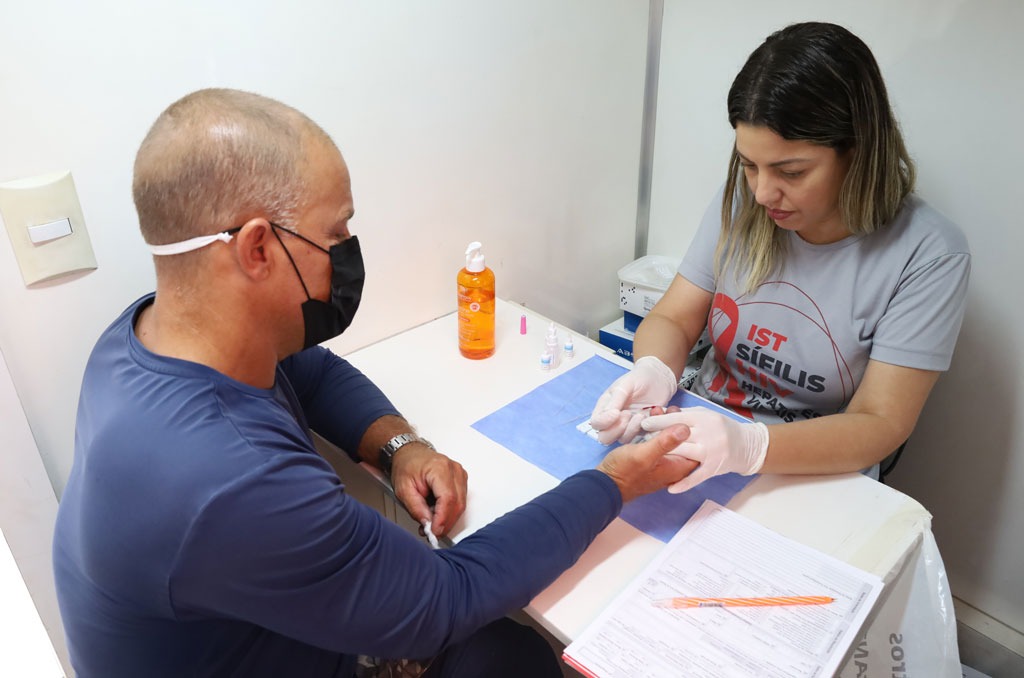 Imagem destacada do post: Aparecida reforça prevenção a HIV e IST´s