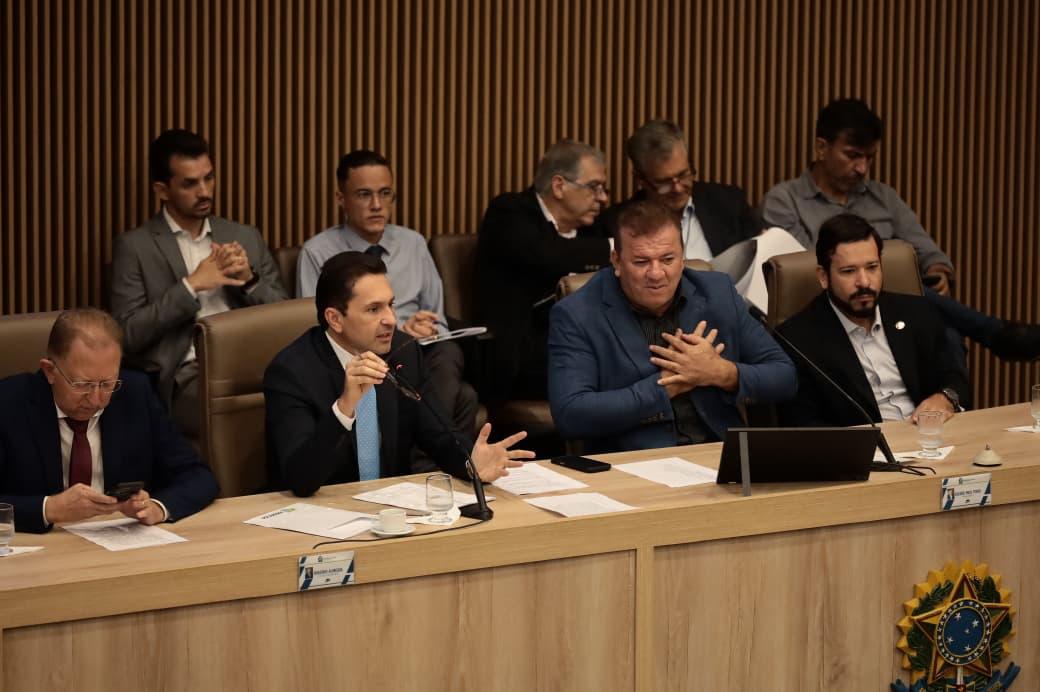 Imagem destacada do post: Vilela envia à Câmara projeto que reduz a alíquota do ITBI