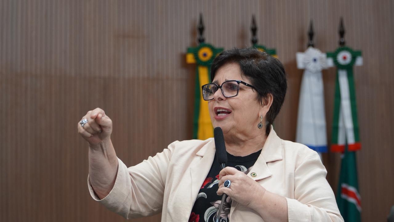 Imagem destacada do post: “Basta de aumentos”, diz Bia sobre projeto de mais cobrança no IPASGO