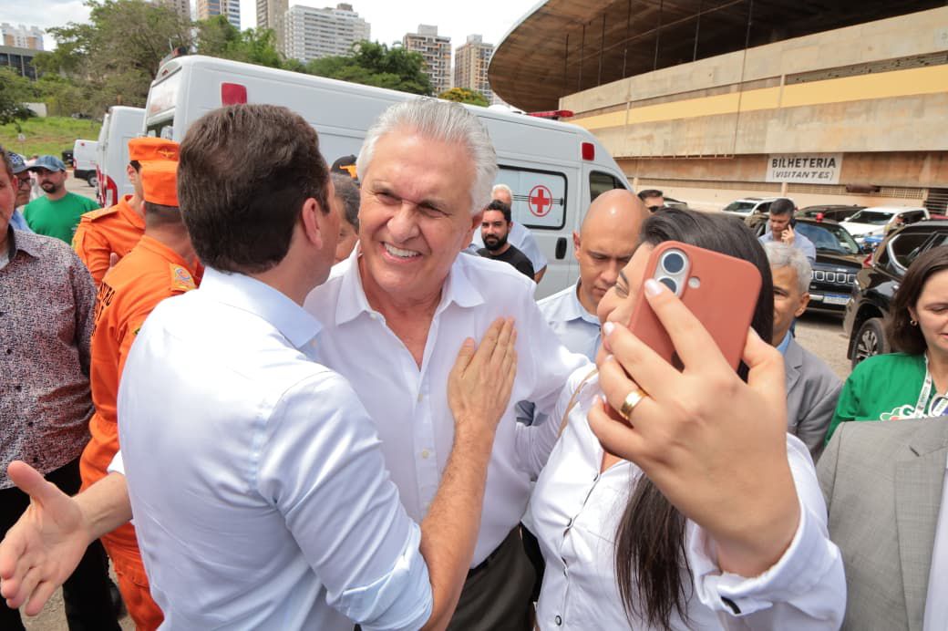 Imagem destacada do post: Caiado entrega R$ 180 milhões em investimentos em Aparecida