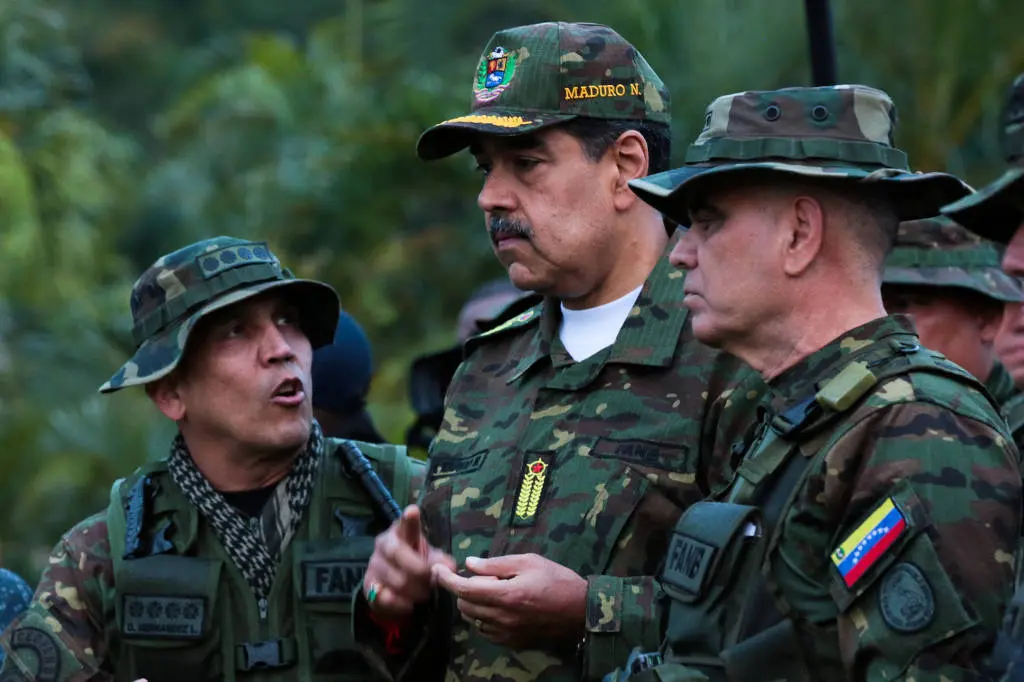 Imagem destacada do post: Pressão de Trump uniu militares a Maduro