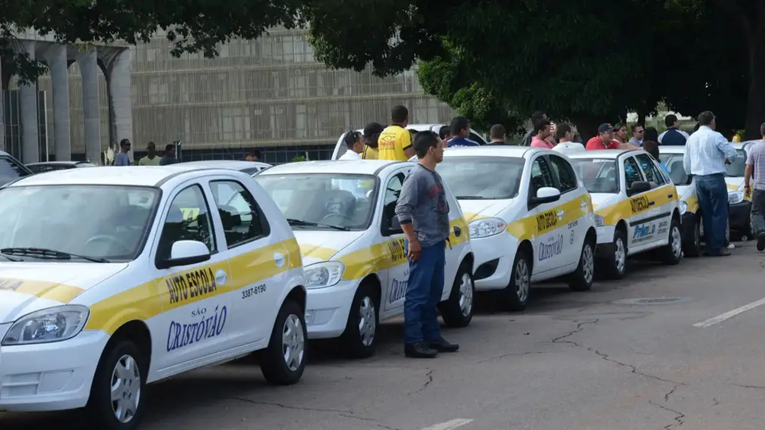 Imagem destacada do post: Congresso exige exame toxicológico de motoristas de categorias A e B