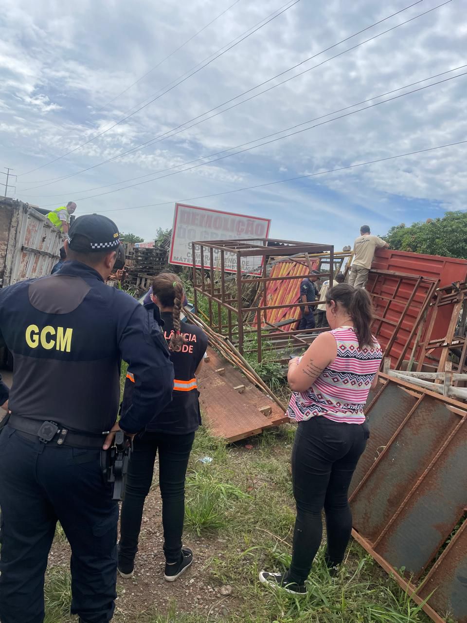 Imagem destacada do post: GCM atua em ocorrência de ataque de cães no Jardim Itapuã