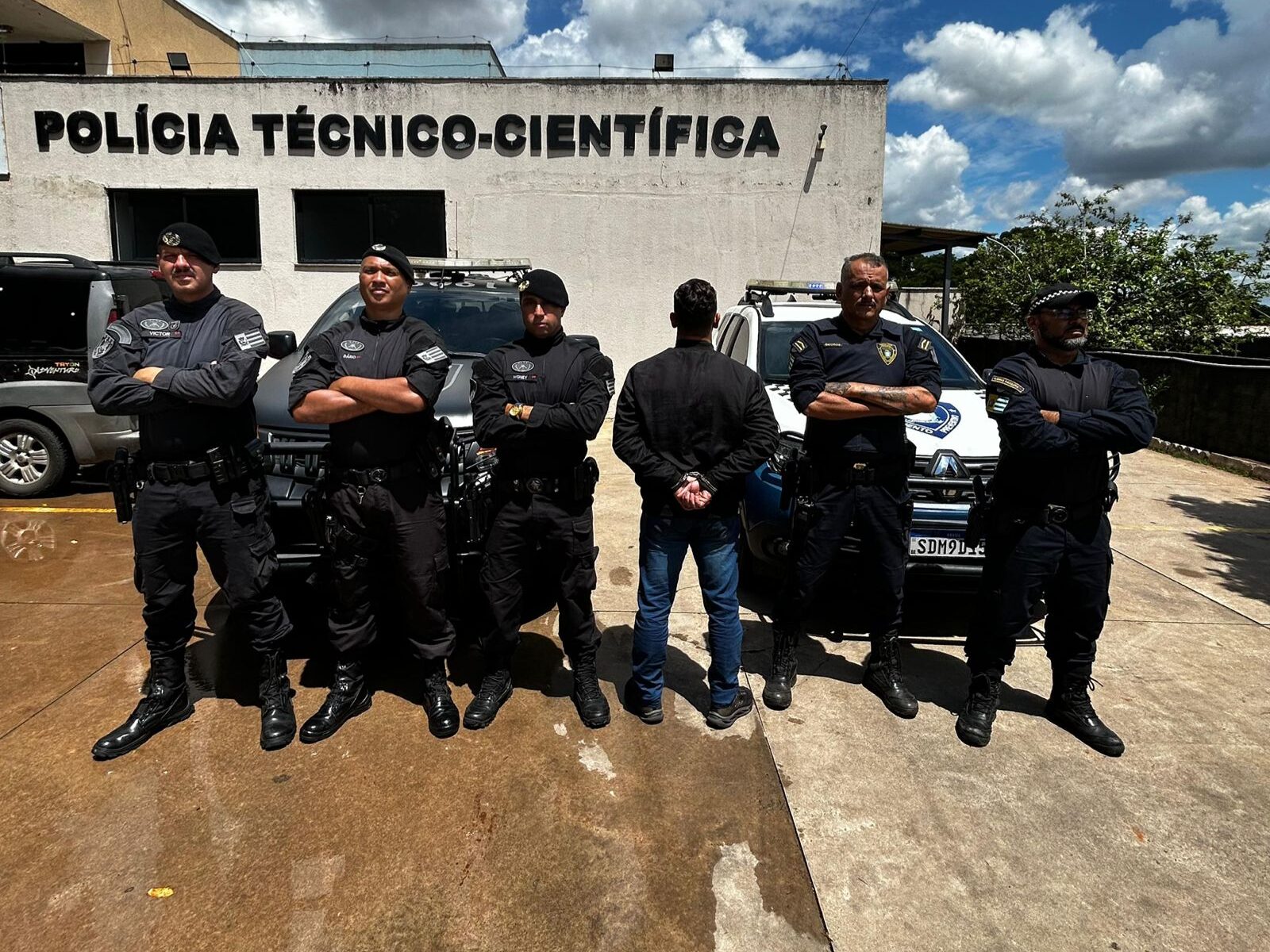 Imagem destacada do post: GCM prende homem suspeito de agredir a ex-mulher