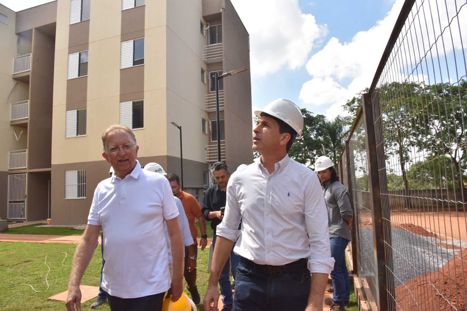 Imagem destacada do post: Vilela, Agehab e Governo Lula anunciam famílias para os 768 apartamentos 