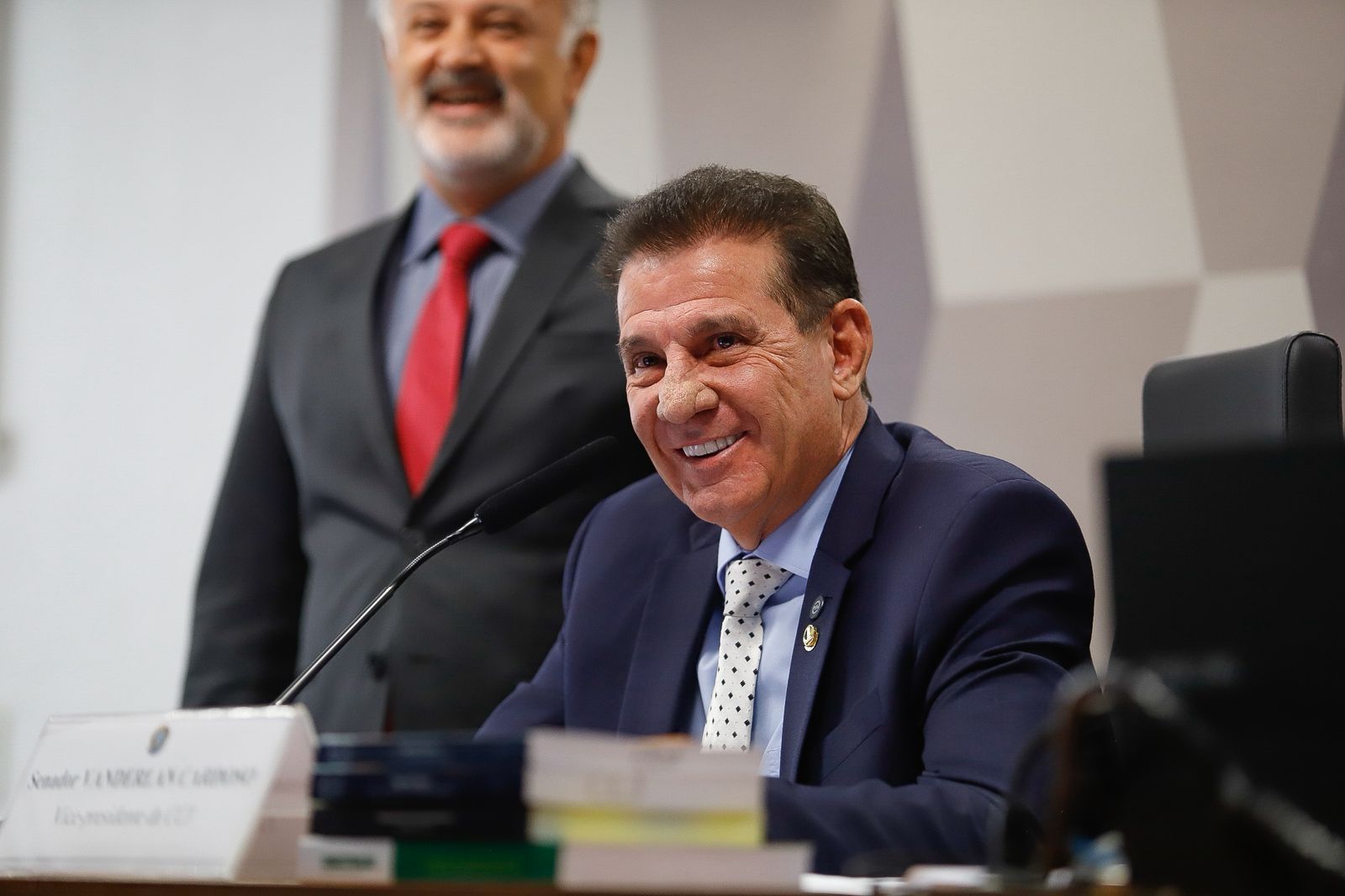 Imagem destacada do post: Quaest mostra Vanderlan na disputa pela segunda vaga ao Senado